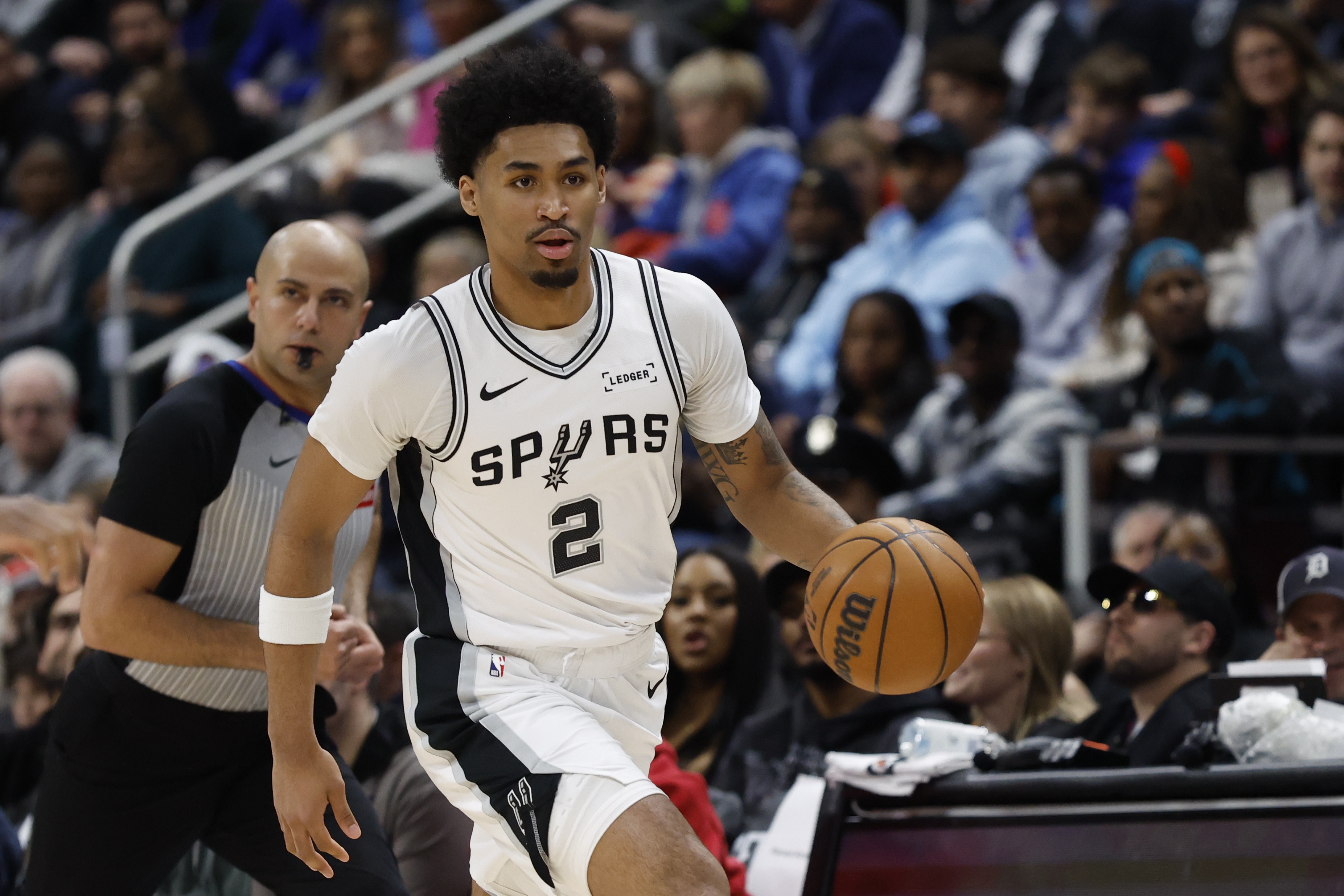 u8国际平台-【菜鸟】哈珀22分&11中8 雷诺22分10板2断 克尼佩尔13分&三分7中1