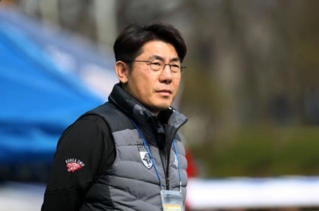 国足苏州首个对手换帅 关岛任命韩国人徐东沅执教